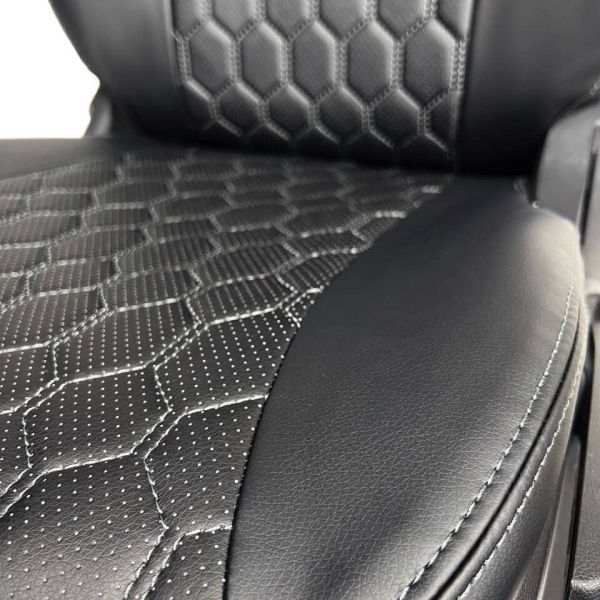 Чехлы Экокожа Ромб на Lada Vesta / Vesta SW Cross (2015+) Чехлы Экокожа Ромб на Lada Vesta / Vesta SW Cross (2015+)