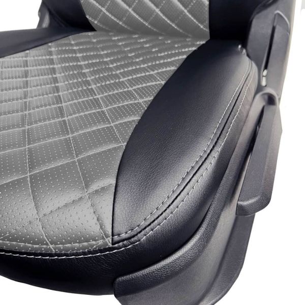 Чехлы Экокожа Ромб на Lada Vesta / Vesta SW Cross (2015+) Чехлы Экокожа Ромб на Lada Vesta / Vesta SW Cross (2015+)